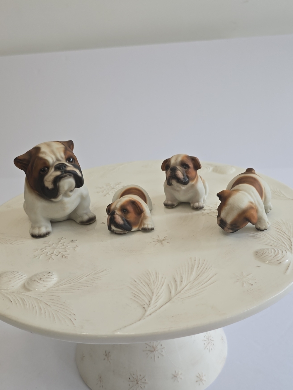 Vintage Harvey Knox  Set Of 4 House Global Art English Bulldog Figurines Japan